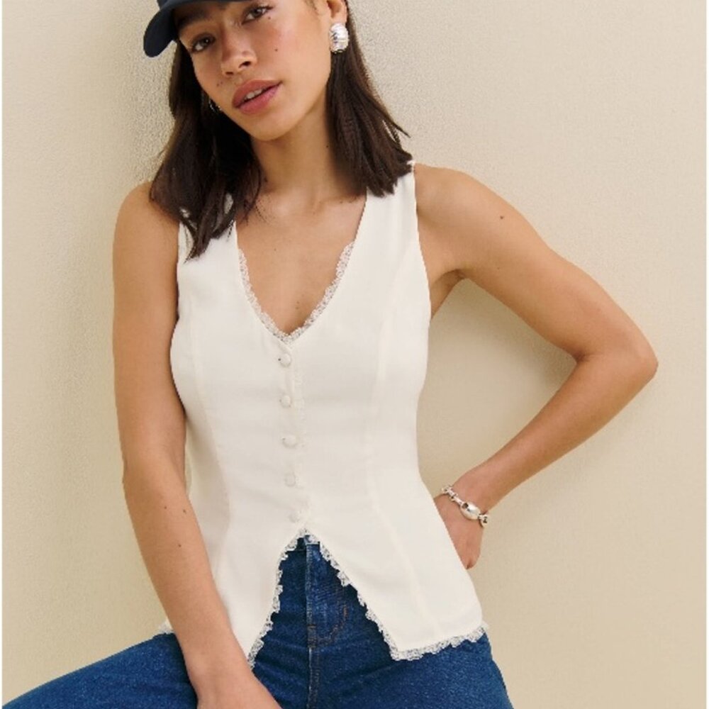 Reformation Skylar Button Front Vest Top - Cream, Size 2